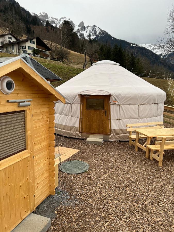 Jurte Beim Lama- & Alpakahof Triesenberg Exterior photo
